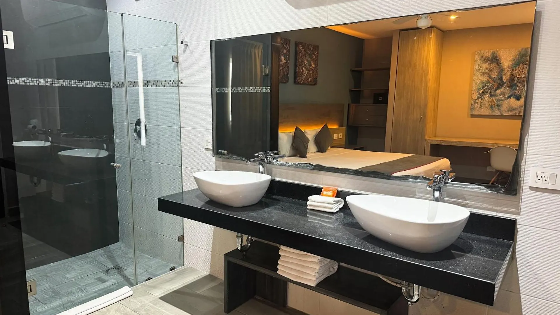 Illusion Xpress I Attraction Hotel Deluxe Playa del Carmen